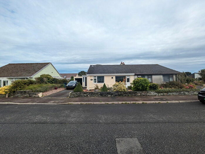 2 Bedroom Semi-Detached Bungalow For Sale In Alexandra Drive, Bere Alston, PL20