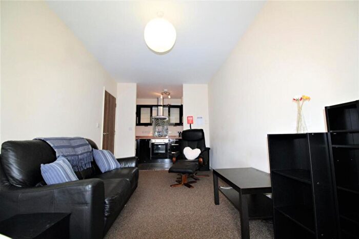 2 Bedroom Apartment To Rent In Clarendon Mews, Coventry, CV5