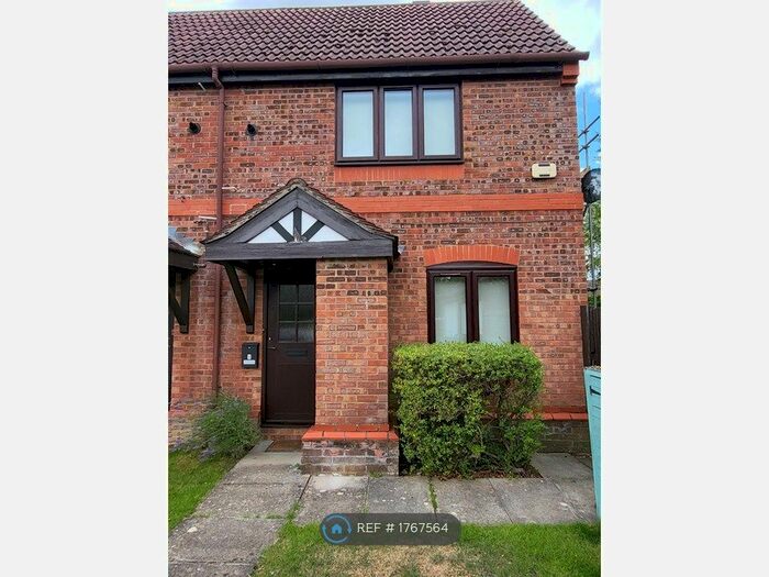 1 Bedroom Terraced House To Rent In Threshers Corner, Fleet, GU51