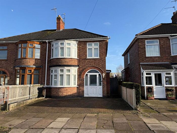 3 Bedroom Semi-Detached House For Sale In St. Annes Drive, Aylestone, LE2