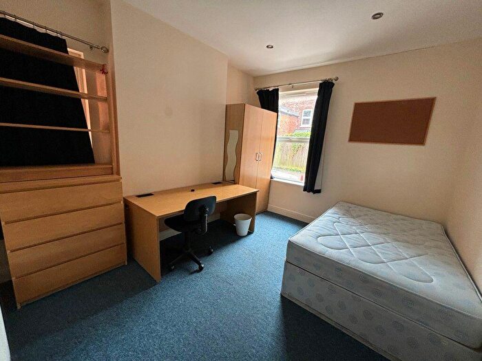 5 Bedroom Property To Rent In Johnson Road, Lenton, NG7