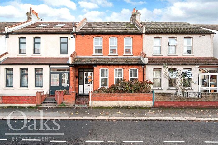3 Bedroom Terraced House For Sale In Eveline Road, Mitcham, CR4