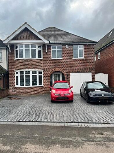 3 Bedroom Detached House To Rent In Slough, SL3