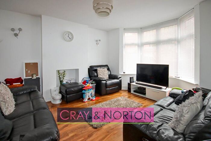 4 Bedroom End Of Terrace House For Sale In Addiscombe Avenue, Addiscombe, CR0