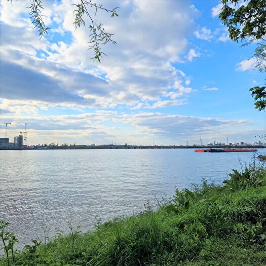 1 Bedroom Flat To Rent In Warrior Close, London, SE28