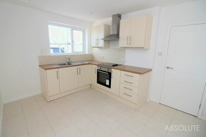 2 Bedroom Flat To Rent In Fore Street, St. Marychurch, TQ1