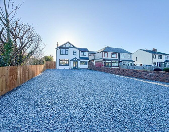 4 Bedroom Detached House For Sale In Southport Road, Southport, Merseyside, PR8