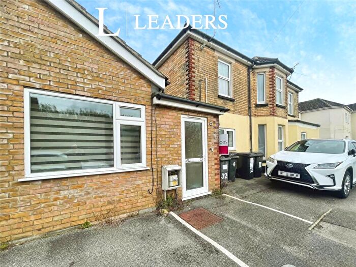 Flat To Rent In Somerset Road, Bournemouth, Dorset, BH7