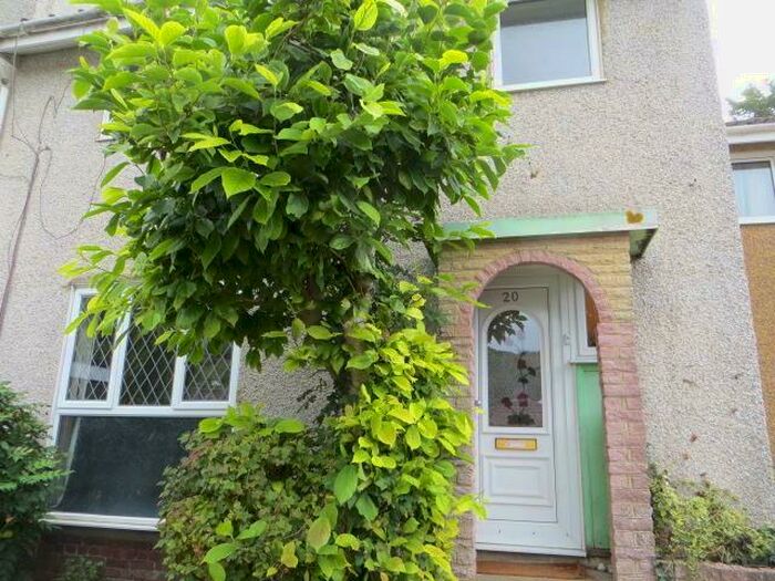 3 Bedroom Terraced House To Rent In Broadfields, Brighton, BN2