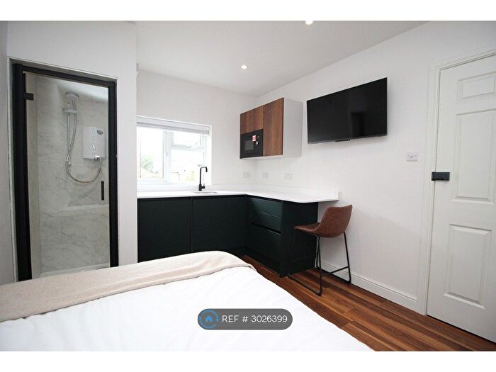 Studio To Rent In St. Pauls Road, Cheltenham, GL50