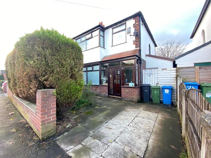 3 Bedroom Semi Detached House For Sale In Acre Street, Denton, M34