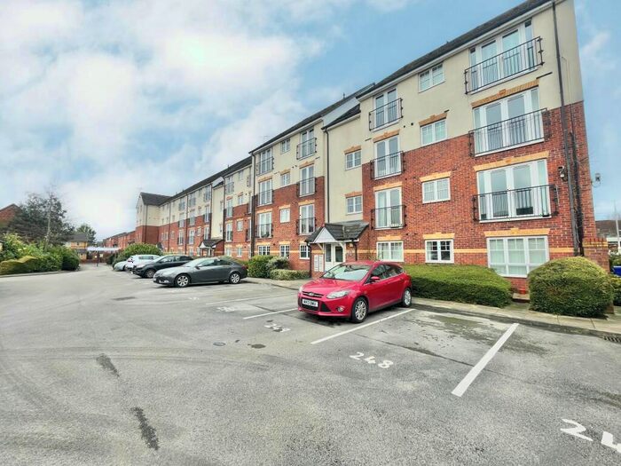2 Bedroom Flat To Rent In Sandycroft Avenue, Wythenshawe, M22
