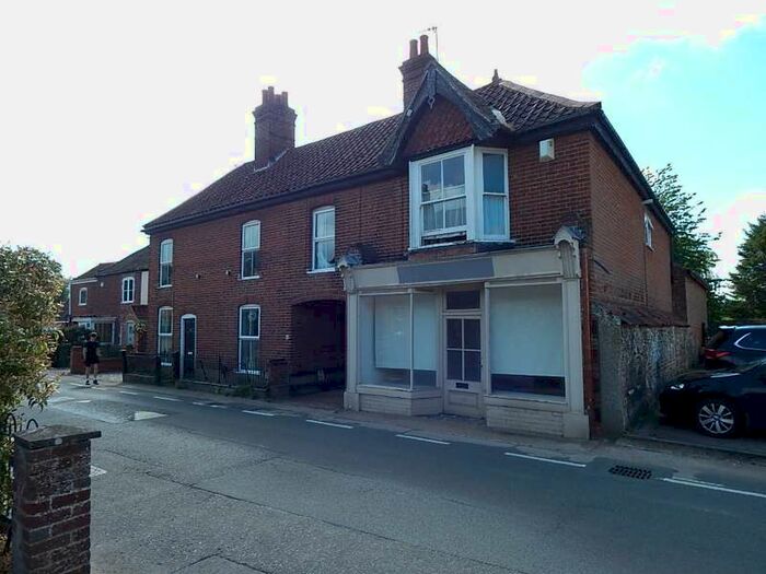Houses for sale & to rent in NR8 5DT, The Croft, Old Costessey Norwich