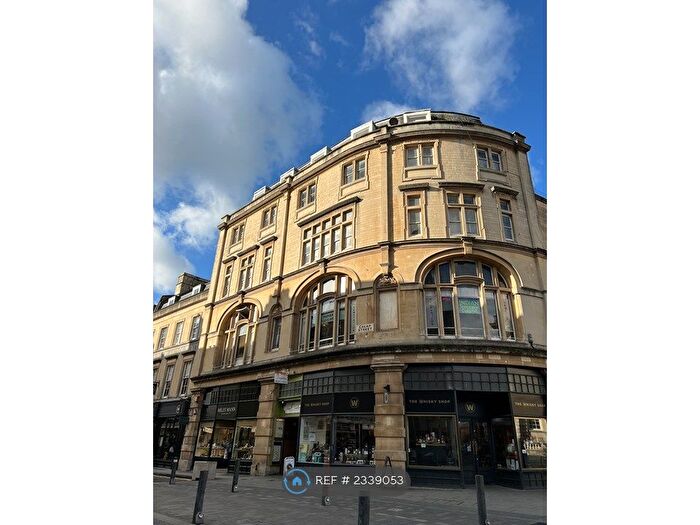 2 Bedroom Flat To Rent In High Street, Bath, BA1