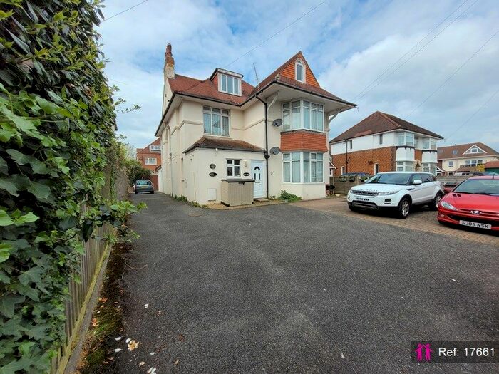 2 Bedroom Flat To Rent In Southwood Avenue, Southbourne, Bournemouth, BH6