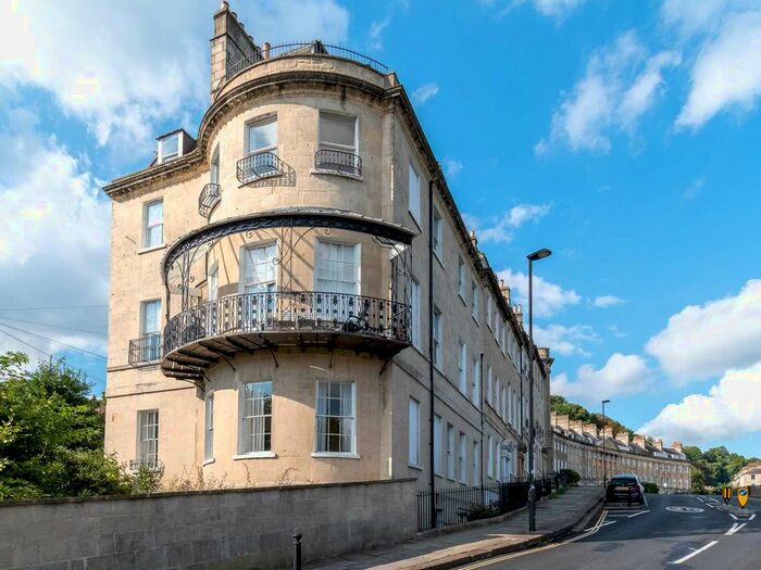 2 Bedroom Flat To Rent In Camden Crescent, Bath, BA1