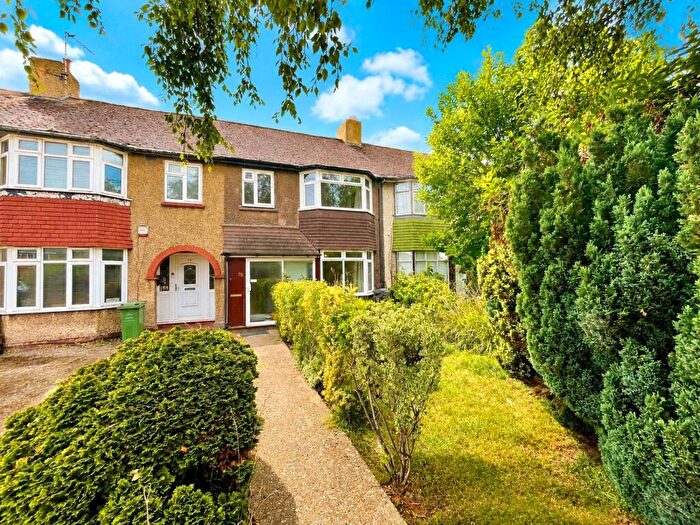 3 Bedroom House To Rent In Burnham Road, Dartford, Kent, DA1
