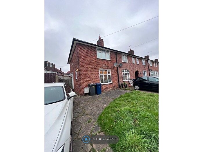 2 Bedroom Terraced House To Rent In Colchester Road, Edgware, HA8