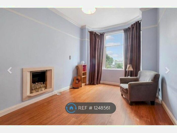 2 Bedroom Flat To Rent In Dunn Street, Clydebank G81