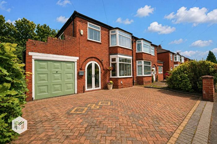 3 Bedroom Semi-Detached House For Sale In Kingsway, Worsley, M28