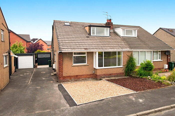 3 Bedroom Semi-Detached Bungalow For Sale In Park Avenue, Clitheroe, BB7