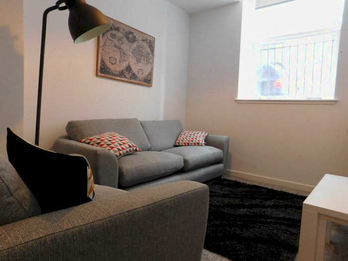 2 Bedroom Apartment To Rent In Balme Street, City Centre, Bradford, BD1