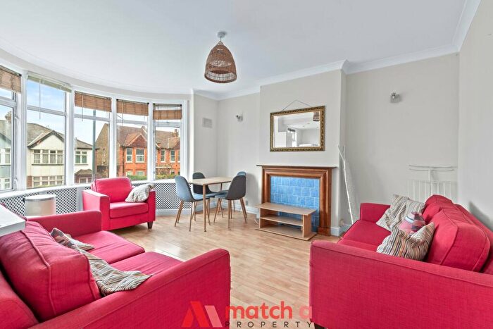 3 Bedroom Flat To Rent In Wrottesley Road, Kensal Rise, London, NW10