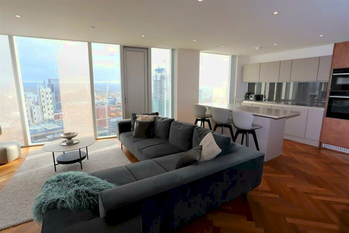 2 Bedroom Apartment To Rent In Deansgate Square, Owen Street, M15