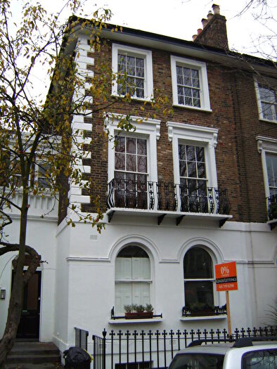 1 Bedroom Flat To Rent In Hemingford Road, Islington, London, N1