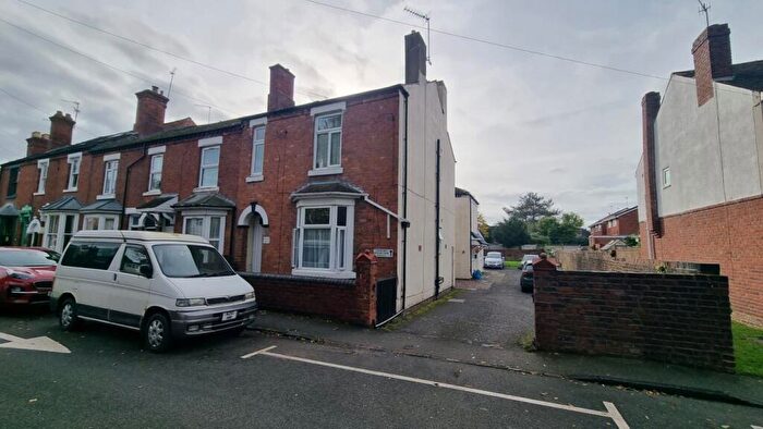 1 Bedroom Flat To Rent In Hill Street, Stourbridge, DY8