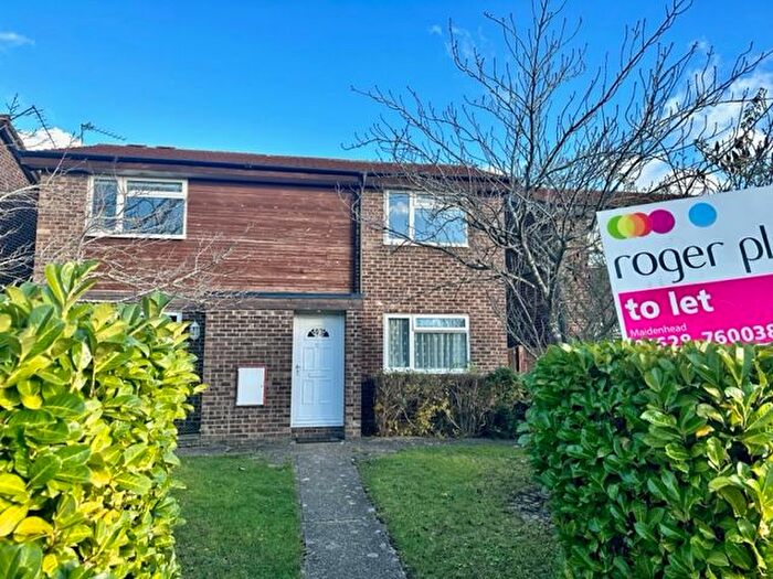 2 Bedroom Maisonette To Rent In Lillibrooke Crescent, Maidenhead, SL6