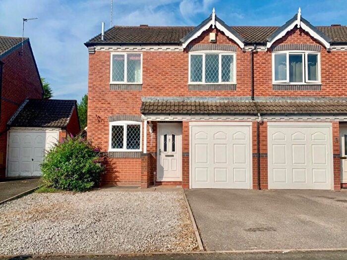 Property To Rent In Edwards Drive, ST16