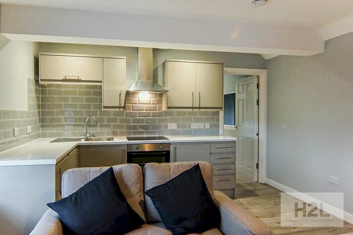 1 Bedroom Flat To Rent In High Street, Coleshill, B46