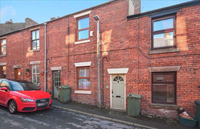 2 Bedroom Cottage For Sale In Meadow Street, Wheelton, Chorley, PR6