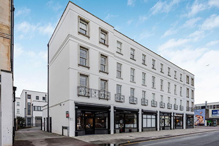 2 Bedroom Apartment For Sale In Prince Regent Mews, Cheltenham, GL52
