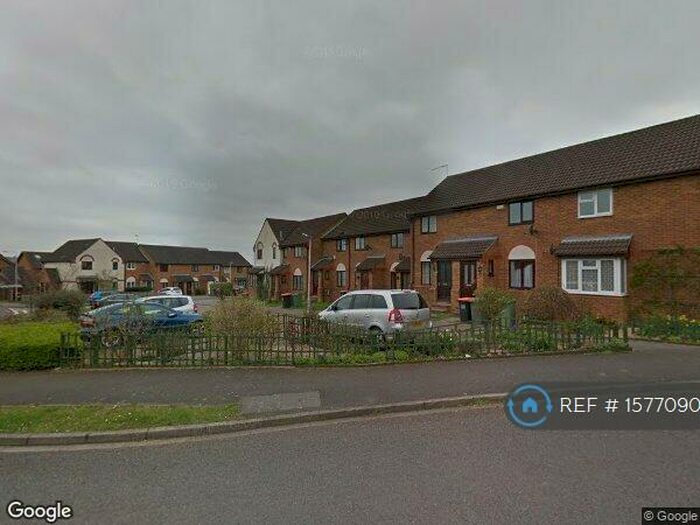2 Bedroom Terraced House To Rent In Cromer Way, Bushmead, Luton, LU2