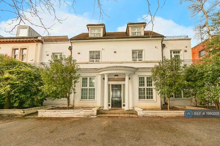 2 Bedroom Flat To Rent In London Road, Reading, RG1