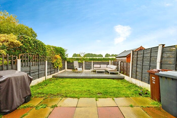 3 Bedroom Semi Detached House For Sale In Kingston Road, Radcliffe, Manchester, Greater Manchester, M26