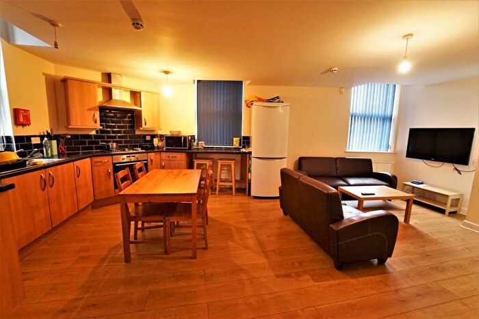 5 Bedroom Flat To Rent In Dulwich Road, Nottingham, Nottinghamshire, NG7