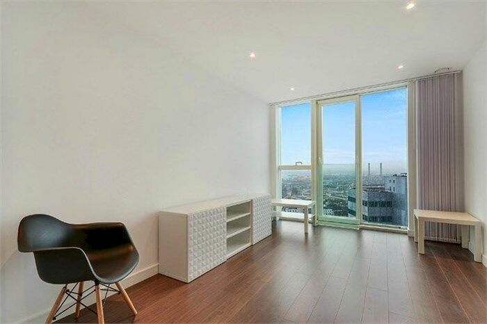 1 Bedroom Flat To Rent In Pinnacle Apartments, Saffron Central Square, Croydon, CR0