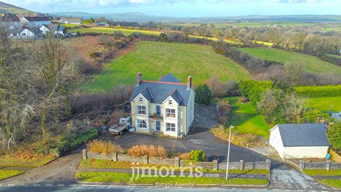 6 Bedroom Detached House For Sale In Crymych, SA41