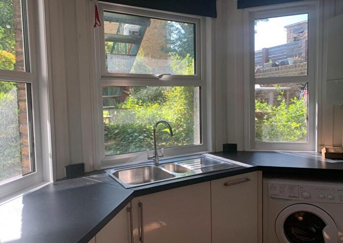 1 Bedroom Studio To Rent In Argyle Road, London, W13