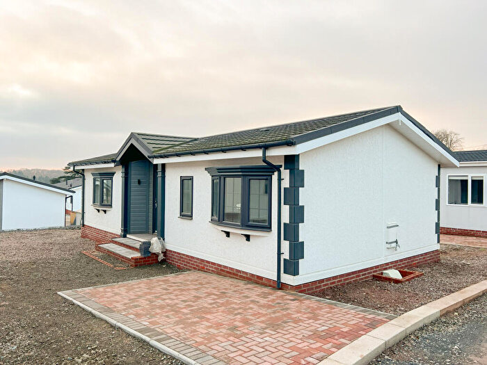 2 Bedroom Park Home For Sale In East Court Steps, Saltmarshe Castle, Tedstone Warfe, Bromyard, Hereford, Herefordshire, HR7