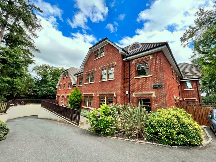 2 Bedroom Apartment To Rent In Upper Chobham Road, Camberley, GU15