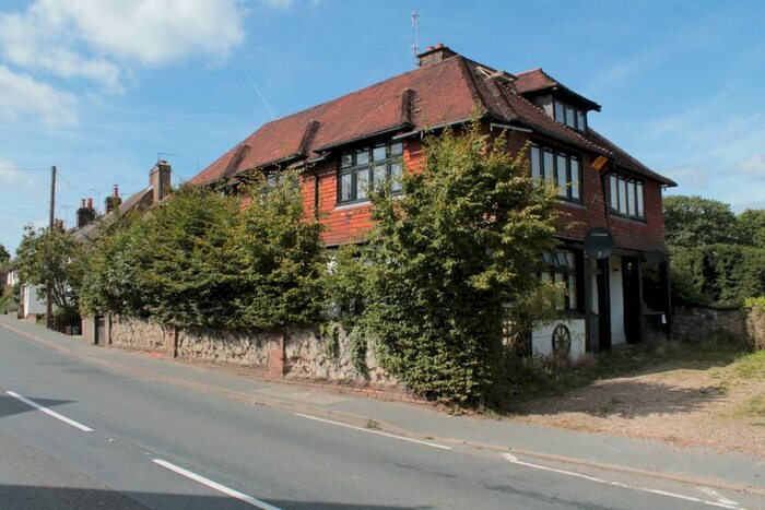 1 Bedroom Flat To Rent In High Street, Nutfield, Redhill, RH1