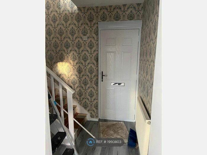 2 Bedroom Terraced House To Rent In Dagenham, Dagenham, RM10