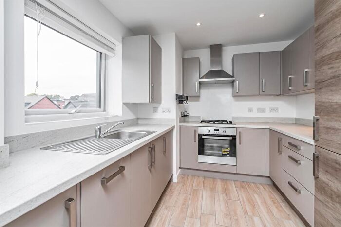 2 Bedroom Apartment To Rent In Shepherds Green Road, Shirley, B90