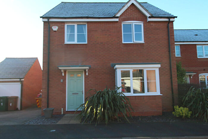 4 Bedroom Detached House To Rent In Asbury Way, Woodville, DE11