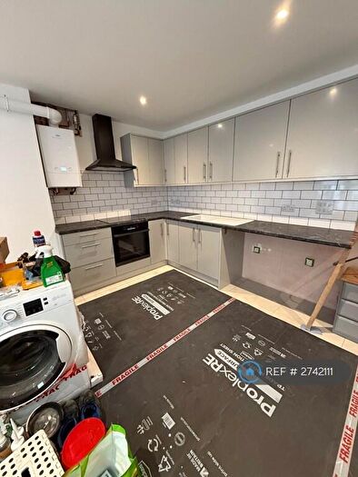 3 Bedroom Maisonette To Rent In Lion Road, Bexleyheath, DA6