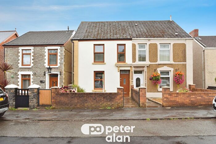4 Bedroom Semi-Detached House For Sale In Cefn Road, Bonymaen, Swansea, SA1